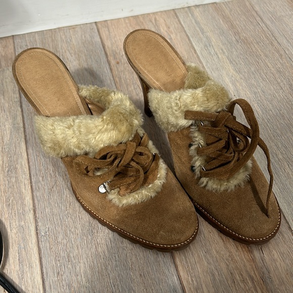 Gianni Bini stowe camel color suede and faux fur clog heel slip on 70’s  8.5 - Picture 16 of 17